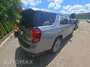 2024 GMC Yukon Denali Ultimate 5SB - miniatura 3
