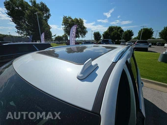 2024 GMC Yukon Denali Ultimate 5SB - miniatura 12