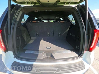 2024 GMC Yukon Denali Ultimate 5SB - miniatura 15