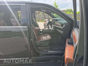 2024 GMC Yukon Denali Ultimate 5SB - miniatura 16