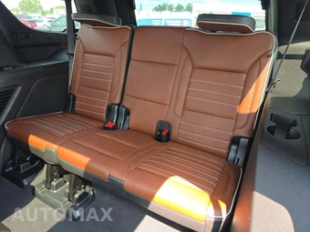 2024 GMC Yukon Denali Ultimate 5SB - miniatura 14