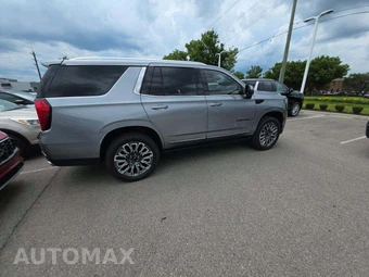 2024 GMC Yukon Denali Ultimate 5SB - miniatura 4
