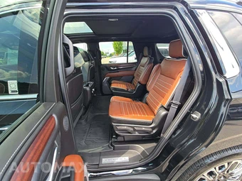 2024 GMC Yukon Denali Ultimate 5SB - miniatura 10