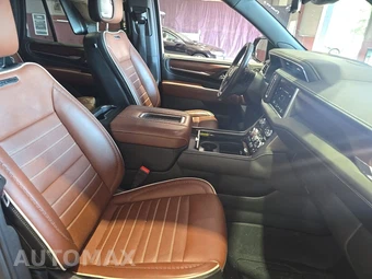 2024 GMC Yukon Denali Ultimate 5SB - miniatura 8