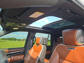 2024 GMC Yukon Denali Ultimate 5SB - miniatura 8