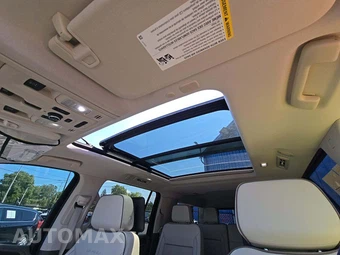 2024 GMC Yukon Denali XL - miniatura 11