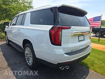 2024 GMC Yukon Denali XL - miniatura 2