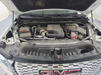 2024 GMC Yukon Denali XL - miniatura 16