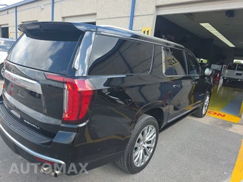 2024 GMC Yukon Denali XL 5SA - miniatura 4
