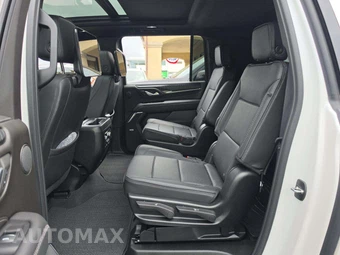 2024 GMC Yukon Denali XL 5SA - miniatura 13