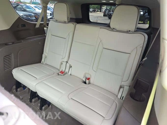 2024 GMC Yukon Denali XL 5SA - miniatura 11
