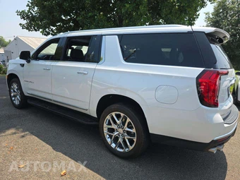 2024 GMC Yukon Denali XL 5SA - miniatura 2
