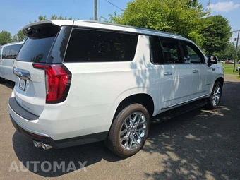 2024 GMC Yukon Denali XL 5SA - miniatura 3