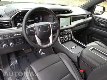 2024 GMC Yukon Denali XL 5SA - miniatura 12
