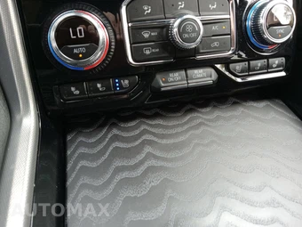 2024 GMC Yukon Denali XL 5SA - miniatura 18
