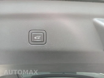 2024 GMC Yukon Denali XL 5SA - miniatura 27