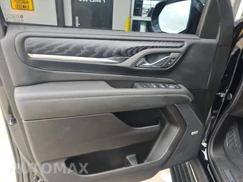 2024 GMC Yukon Denali XL 5SA - miniatura 9