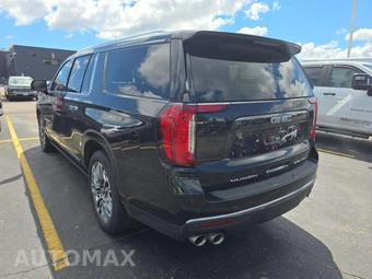 2024 GMC Yukon Denali XL Ultimate - miniatura 2