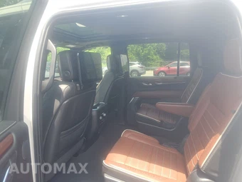 2024 GMC Yukon Denali XL Ultimate 5SB - miniatura 13