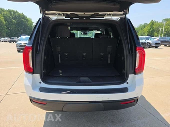 2024 GMC Yukon SLE - miniatura 12