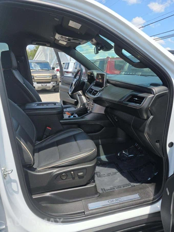2024 GMC Yukon SLT 4SA - miniatura 19