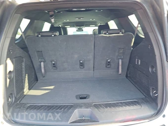 2024 GMC Yukon SLT 4SA - miniatura 16