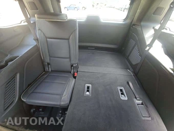 2024 GMC Yukon SLT 4SA - miniatura 11