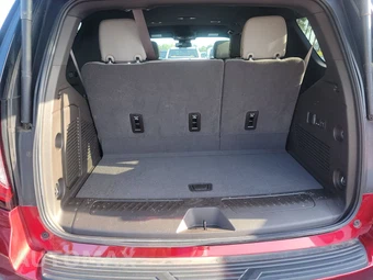 2024 GMC Yukon SLT 4SA - miniatura 17