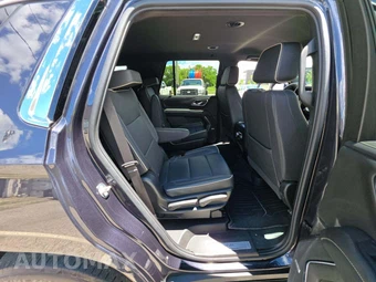 2024 GMC Yukon SLT 4SA - miniatura 14