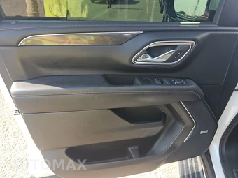 2024 GMC Yukon XL AT4 4SB - miniatura 9