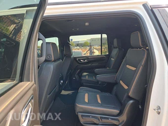 2024 GMC Yukon XL AT4 4SB - miniatura 10