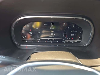 2024 GMC Yukon XL SLE - miniatura 9