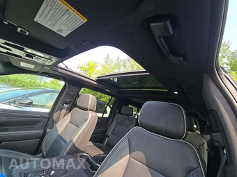 2024 GMC Yukon XL SLT - miniatura 11