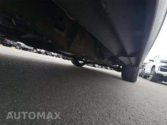 2024 GMC Yukon XL SLT - miniatura 4