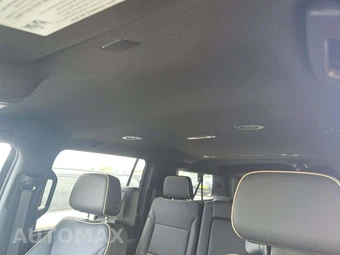 2024 GMC Yukon XL SLT 4SA - miniatura 11