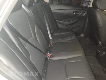 2024 Honda Accord Hybrid EX-L - miniatura 17