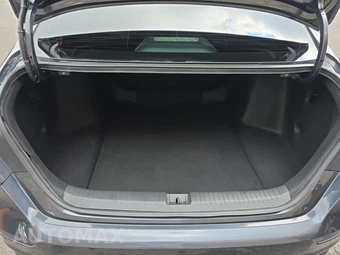 2024 Honda Accord Hybrid Touring - miniatura 13