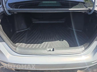 2024 Honda Accord Hybrid Touring - miniatura 14