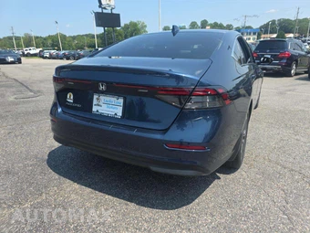 2024 Honda Accord Sedan EX - miniatura 3