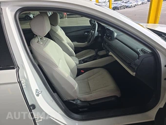 2024 Honda Accord Sedan LX - miniatura 8