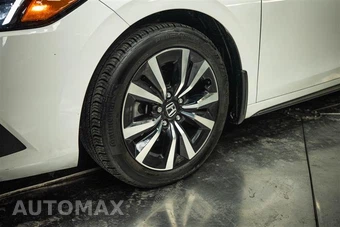 2024 Honda Civic Hatchback EX-L - miniatura 3