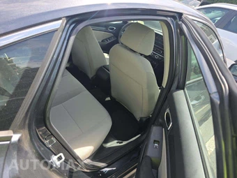2024 Honda Civic Sedan LX - miniatura 16