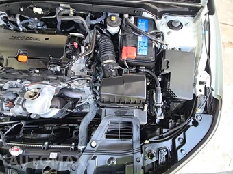 2024 Honda Civic Sedan LX - miniatura 24