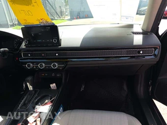 2024 Honda Civic Sedan LX - miniatura 19