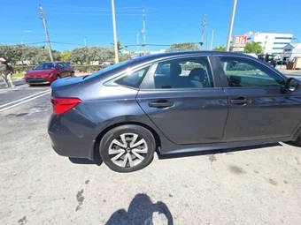 2024 Honda Civic Sedan LX - miniatura 5