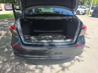 2024 Honda Civic Sedan Touring - miniatura 8