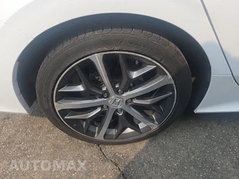 2024 Honda Civic Sedan Touring - miniatura 10