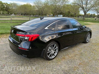 2024 Honda Civic Sedan Touring - miniatura 5