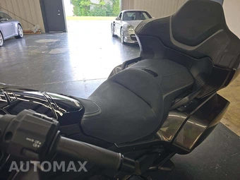 2024 Honda Gold Wing Tour Automatic DCT - miniatura 3