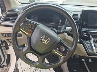 2024 Honda Odyssey Elite 118.1" WB - miniatura 10
